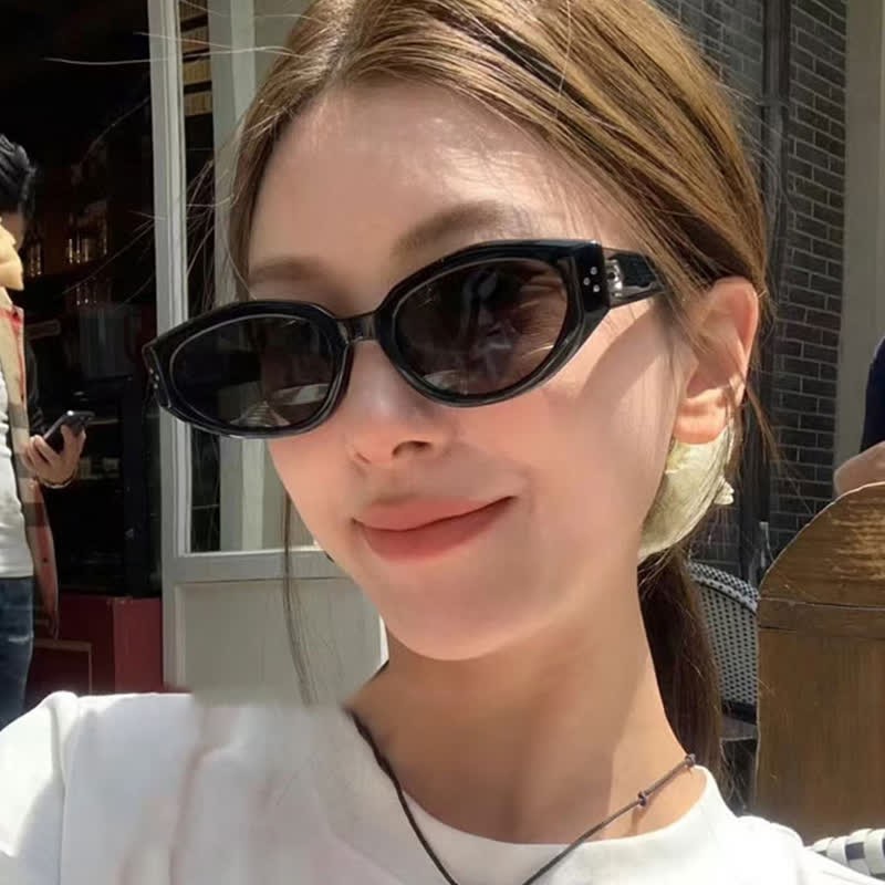 Spykay™ SG60782 'U' Design Cat-Eye Fashion Sunglasses with Nylon Lenses - image 14