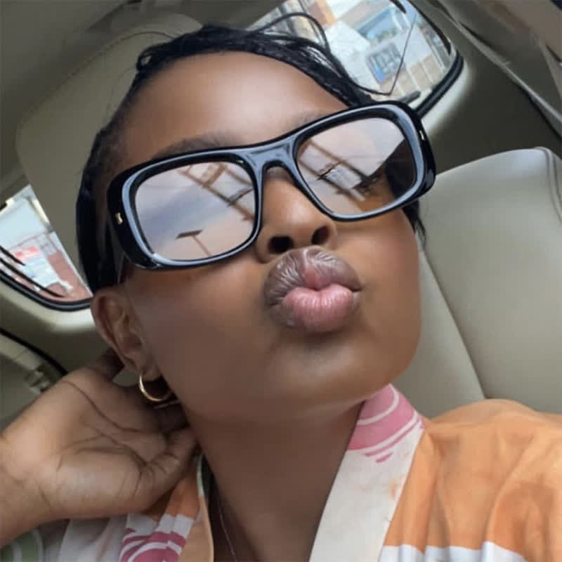 Spykay™ SG60905 Arrow Decor Square Frame Thick Sunglasses