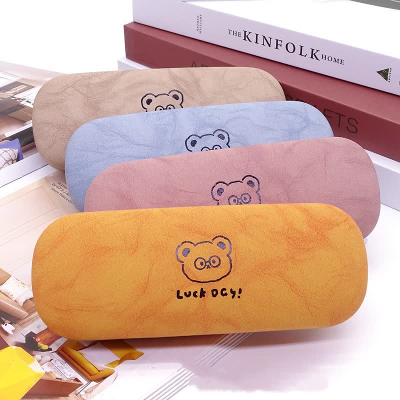 【 Free Gift On Orders Over $30】Spykay™ SG61039 Unisex Bear Print Hard Eyeglass Case - image 4