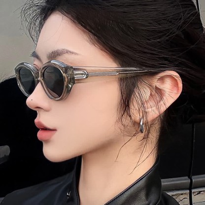 Spykay™ SG60782 'U' Design Cat-Eye Fashion Sunglasses with Nylon Lenses - image 9