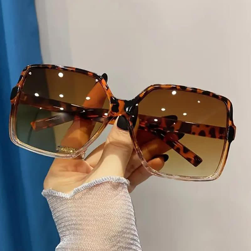 Spykay™ SG60750 Square Frame Vintage Oversized Sunglasses - image 9