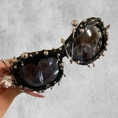 Spykay™ SG60924 CyberPunk Style Irregular Shaped Rivet Decor Sunglasses for Party - image 1