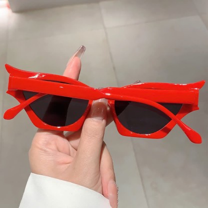 Spykay™ SG61017 Retro Cat-Eye Fashion Sunglasses - image 16