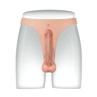 Realistische Silikon Umschnalldildo Mit Hoden