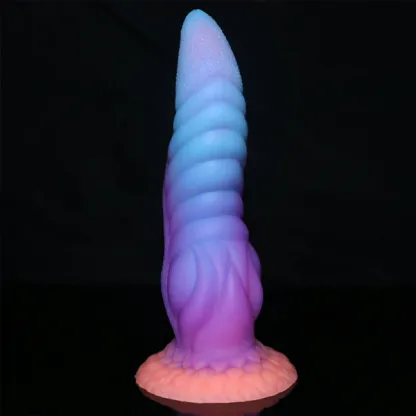 Glow In The Dark Silikon Dildo med Sugpropp 25cm