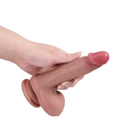 Liten Realistisk Dildo med Förhud 18cm