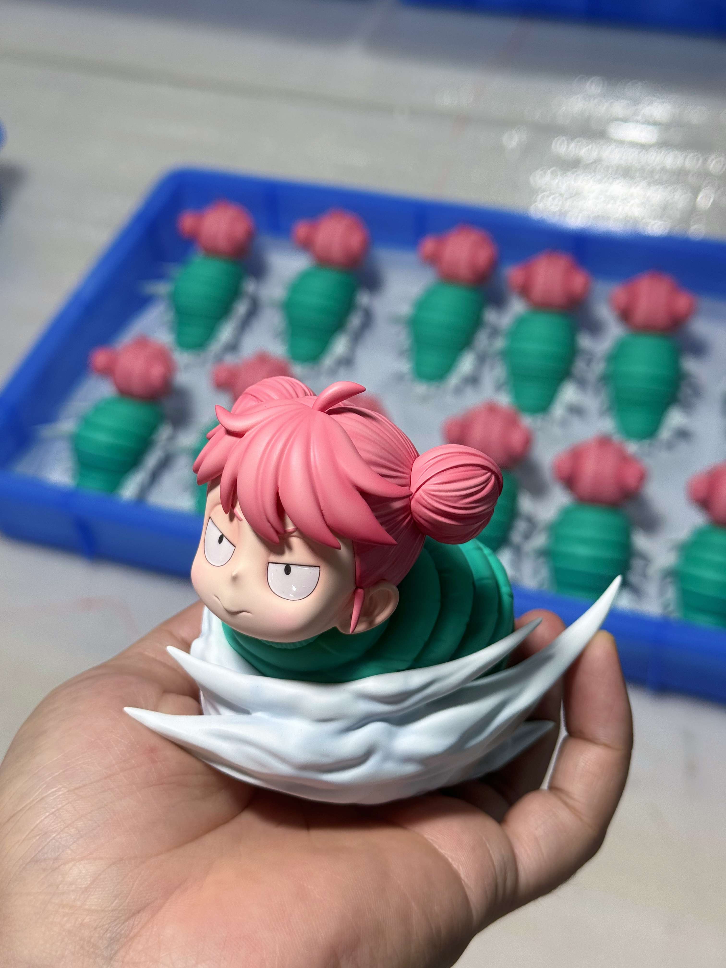 WAKUWAKU Caterpillar Anya Spy Family GK Figure Statue Model In Stock