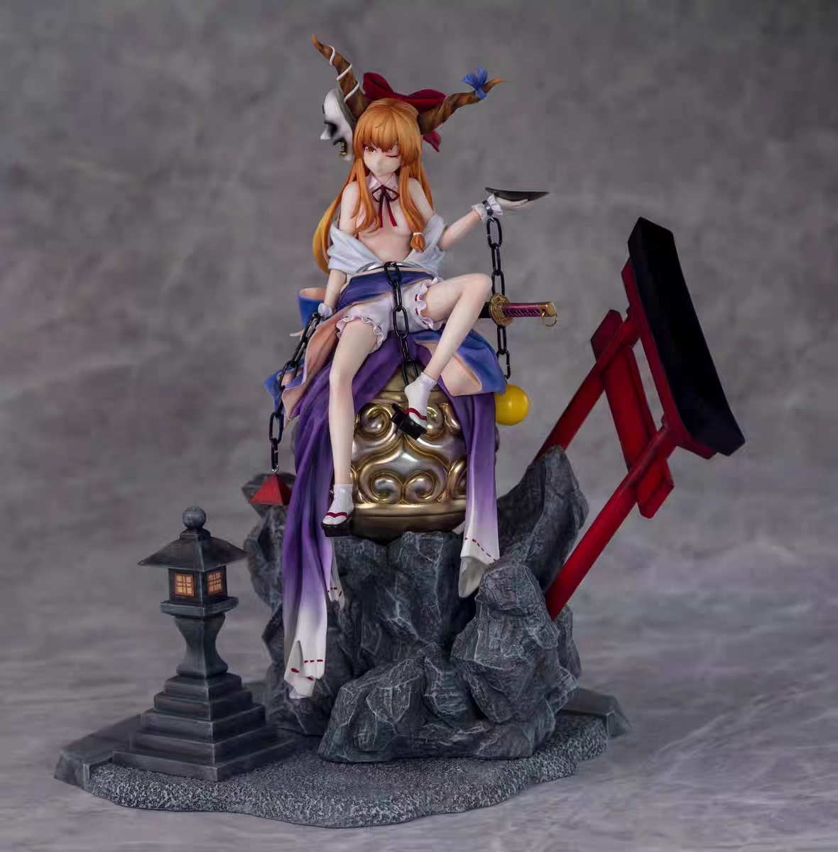 ZTR studio - Ibuki Suika Touhou Project Statue 