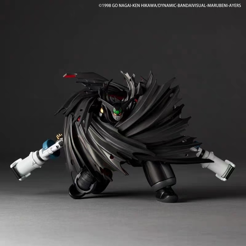 Kaiyodo - Revoltech Amazing Yamaguchi Getter Robo Armageddon Black Getter OVA Ver. Action Figure Licensed 