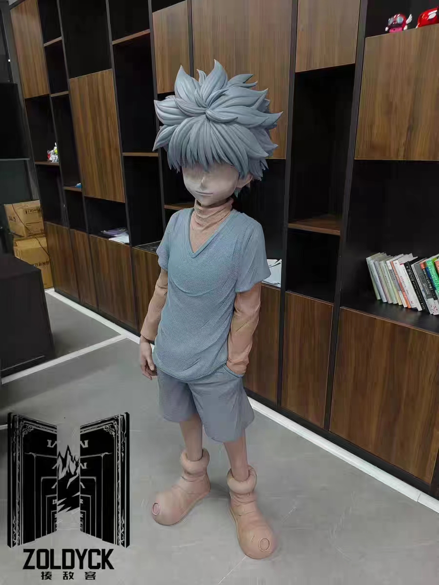 Zoldyck Studio - Killua 1/1 Life-Size Statue Hunter x Hunter