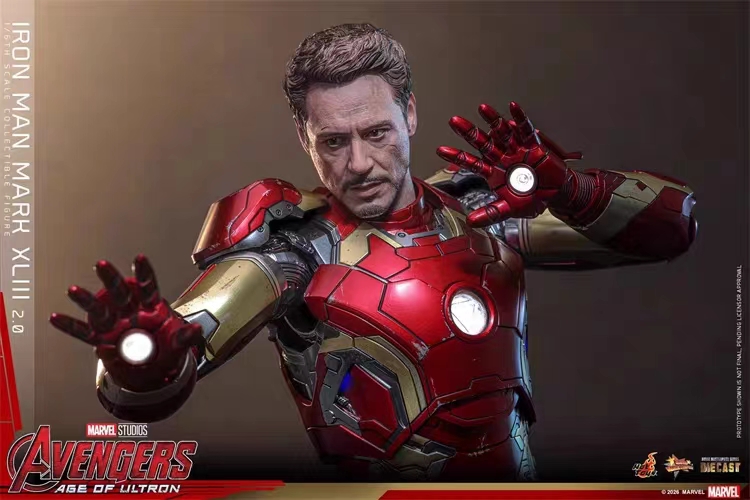 Hottoys - Avengers: Age of Ultron Iron Man Mark XLIII (2.0)Collectible Figure MMS865D80 MMS866D81 Licensed Statue