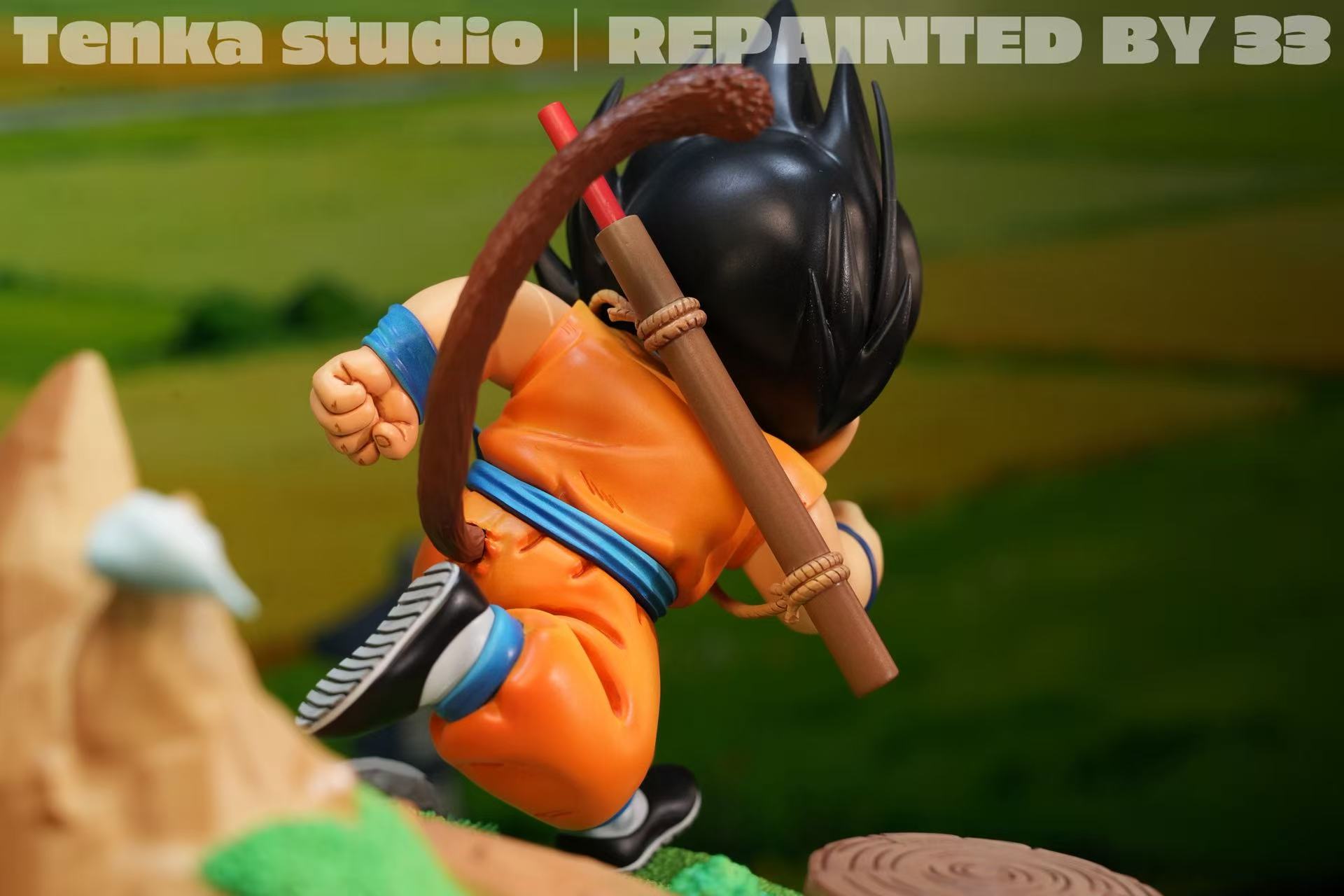 Tenka Studio Running Kid Goku Dragon Ball statue