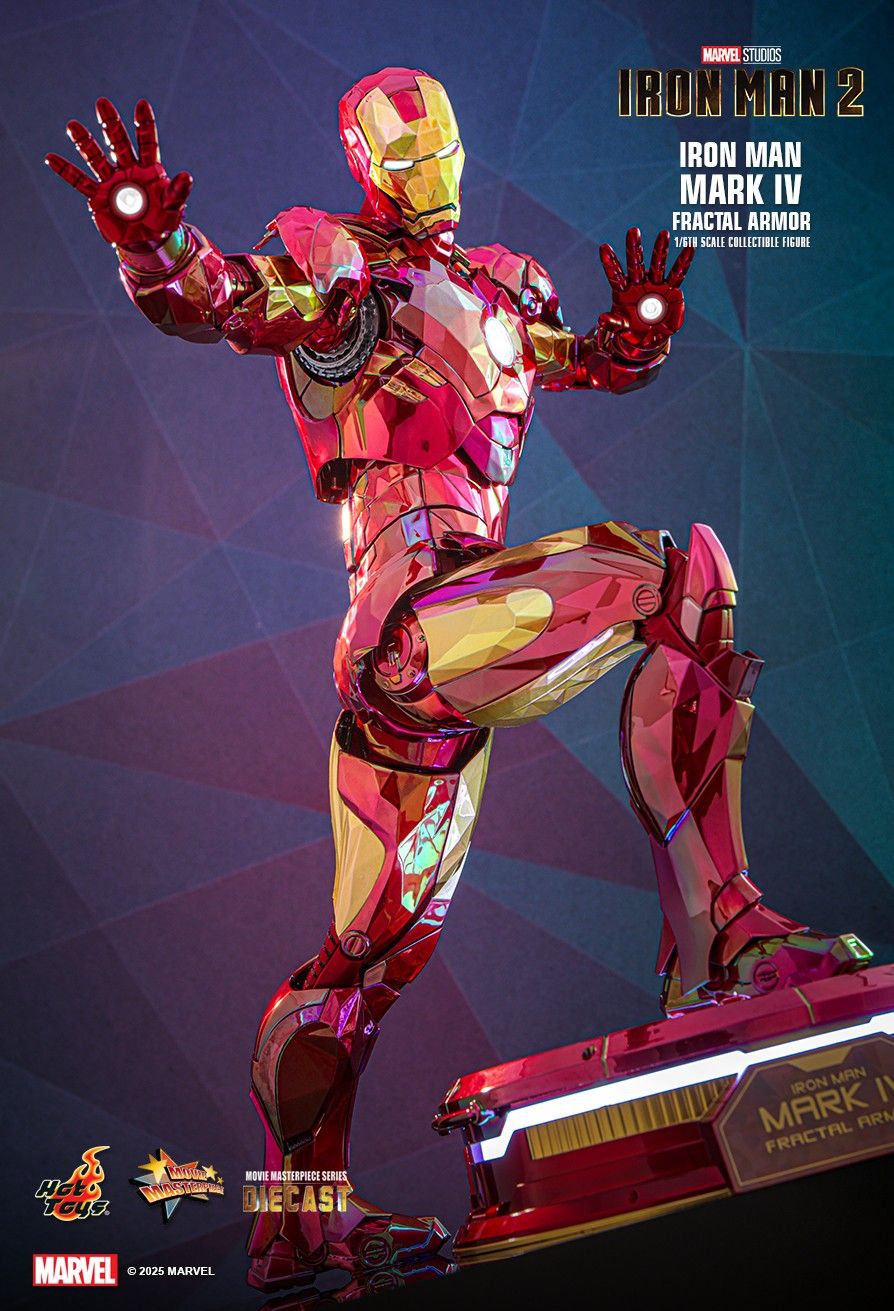 Hottoys - Marvel Iron Man 2 Iron Man Mark IV (Fractal Armor) 1/6th scale Collectible Figure MMS792D70 (Licensed)