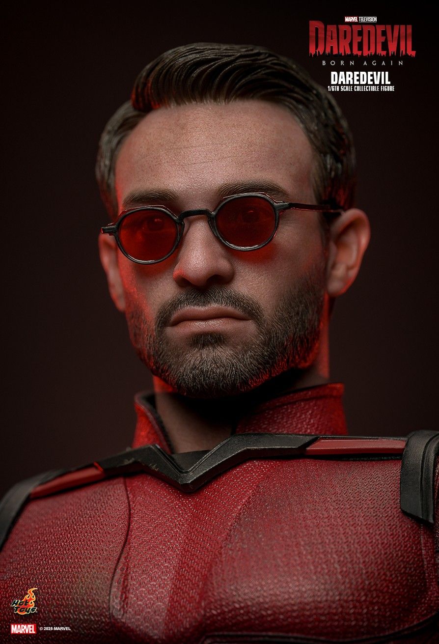 Hottoys - Marvel Daredevil: Born Again Daredevil 1/6th scale Collectible Figure TMS154 (Licensed)