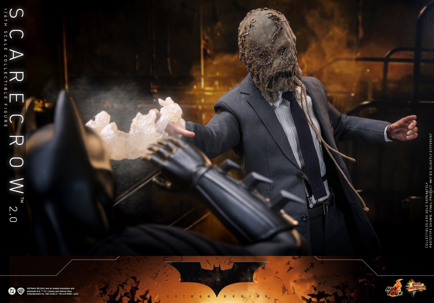 Hottoys - Scarecrow 2.0 Batman Begins 1/6 Scale Collectible Figure MMS801 (Licensed)