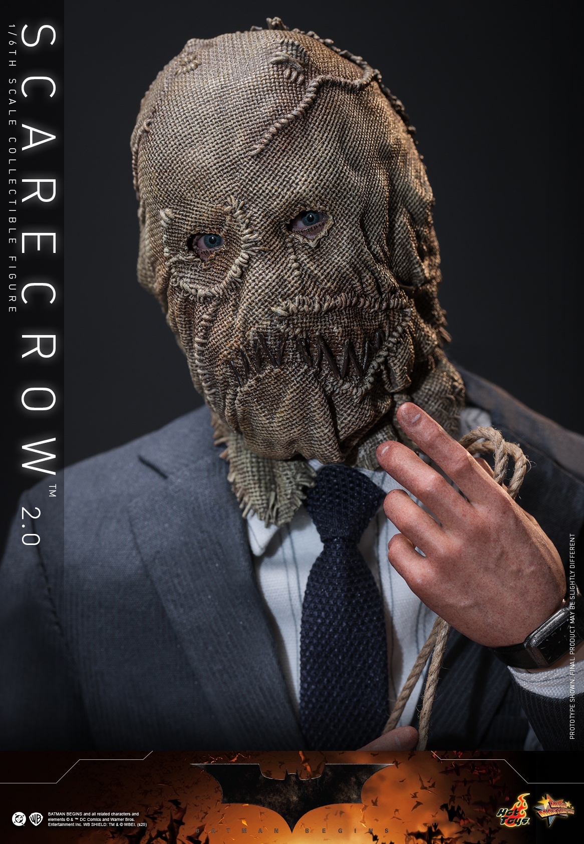 Hottoys - Scarecrow 2.0 Batman Begins 1/6 Scale Collectible Figure MMS801 (Licensed)