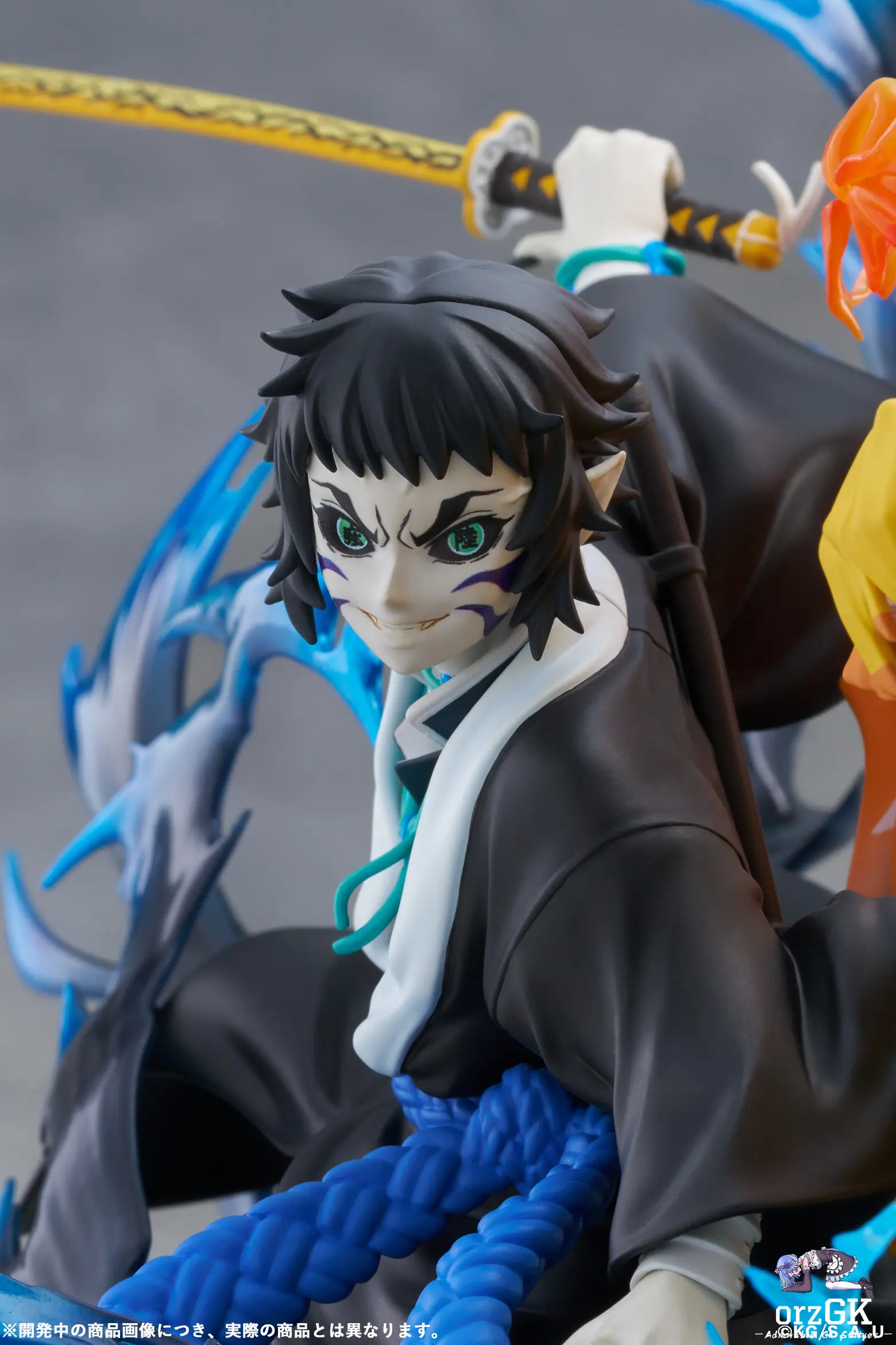Aniplex - Demon Slayer: Kimetsu no Yaiba Zenitsu Agatsuma X Kaigaku NON Scale Figure Licensed Statue