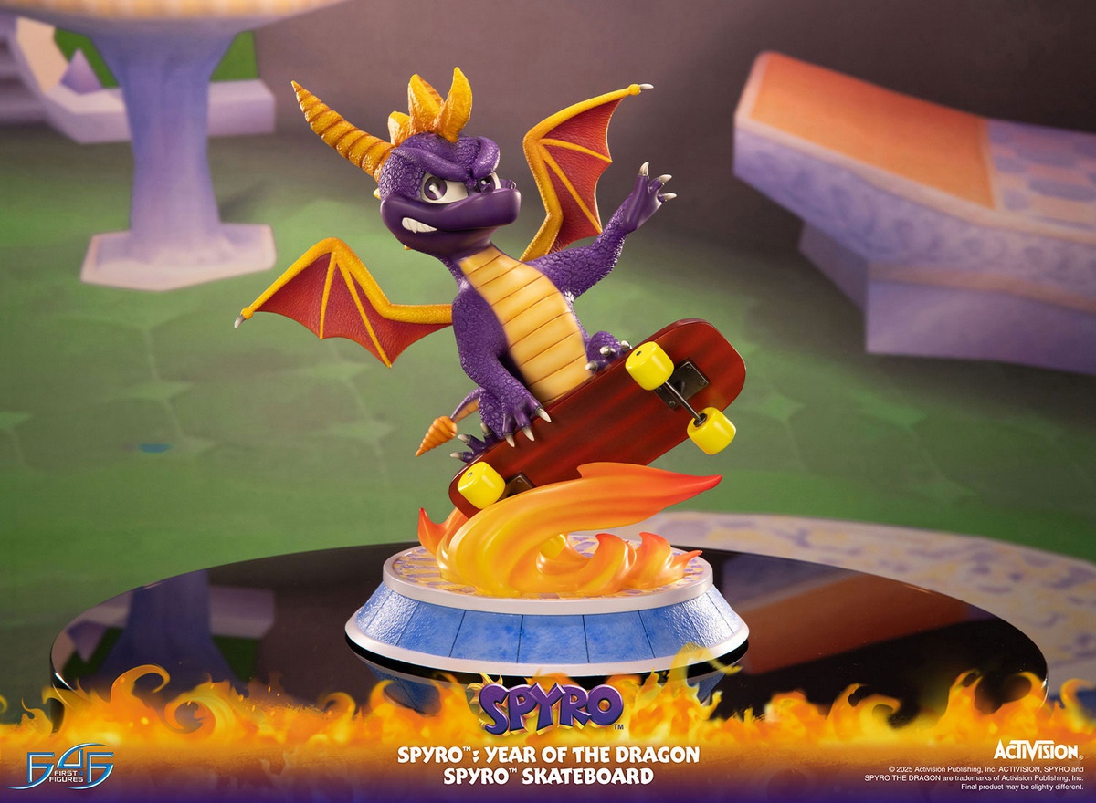 First 4 Figures - Spyro Year of the Dragon SpyroTM Skateboard (Licensed) Status(GK)