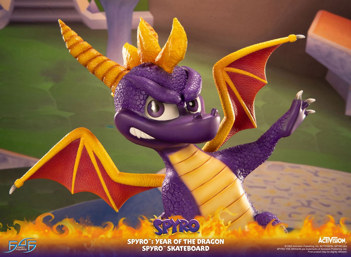 First 4 Figures - Spyro Year of the Dragon SpyroTM Skateboard (Licensed) Status(GK)