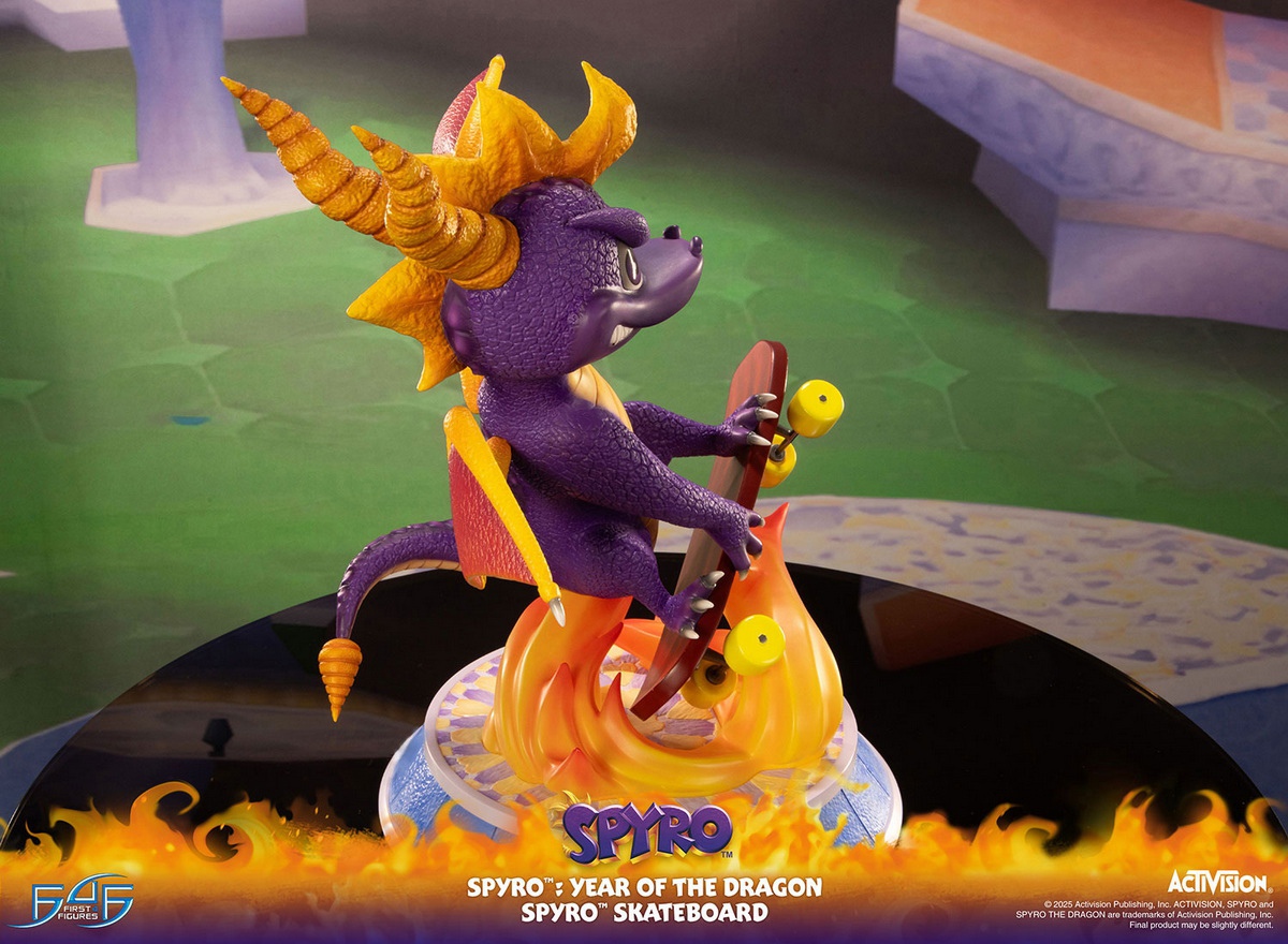 First 4 Figures - Spyro Year of the Dragon SpyroTM Skateboard (Licensed) Status(GK)