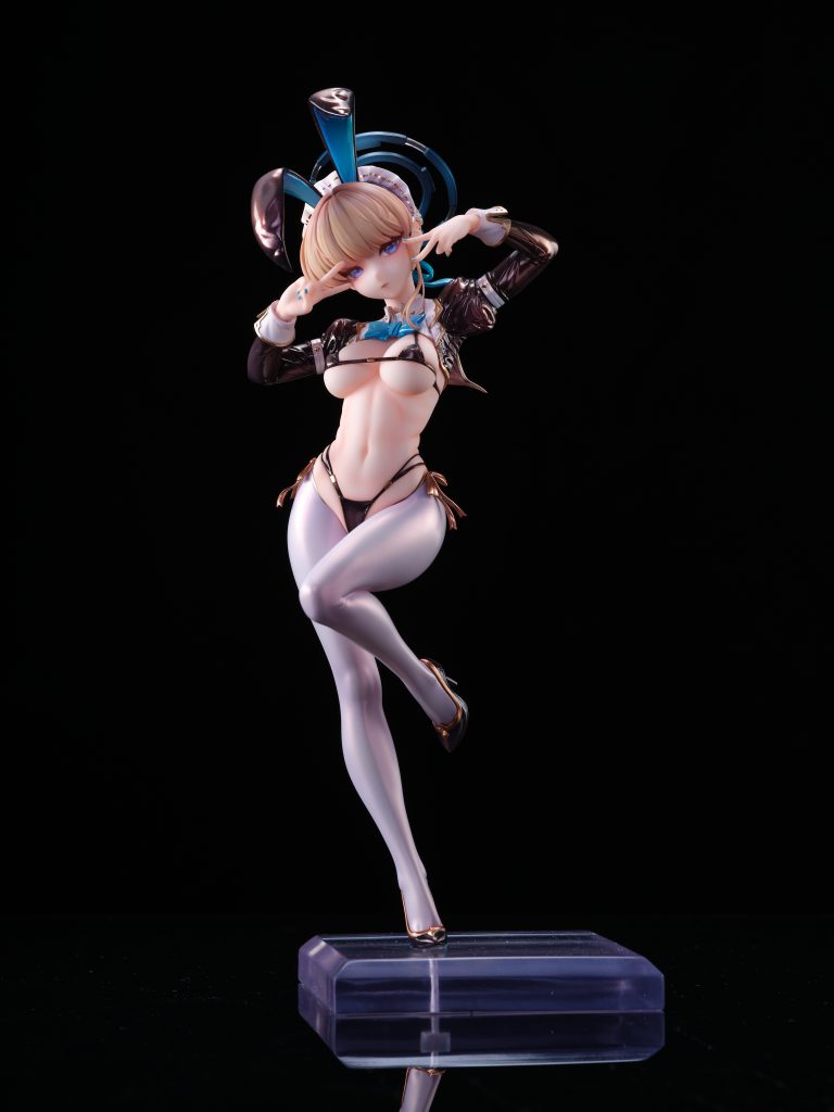 Genius Bee Studio - Blue Archive Asuma Toki Bunny Girl 1/4 & 1/7 Statue(GK)