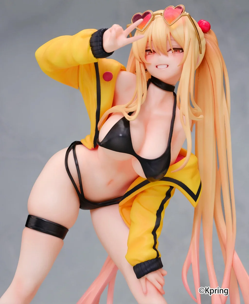 Gentlemen - Yuna & Little Lily Licensed Statue