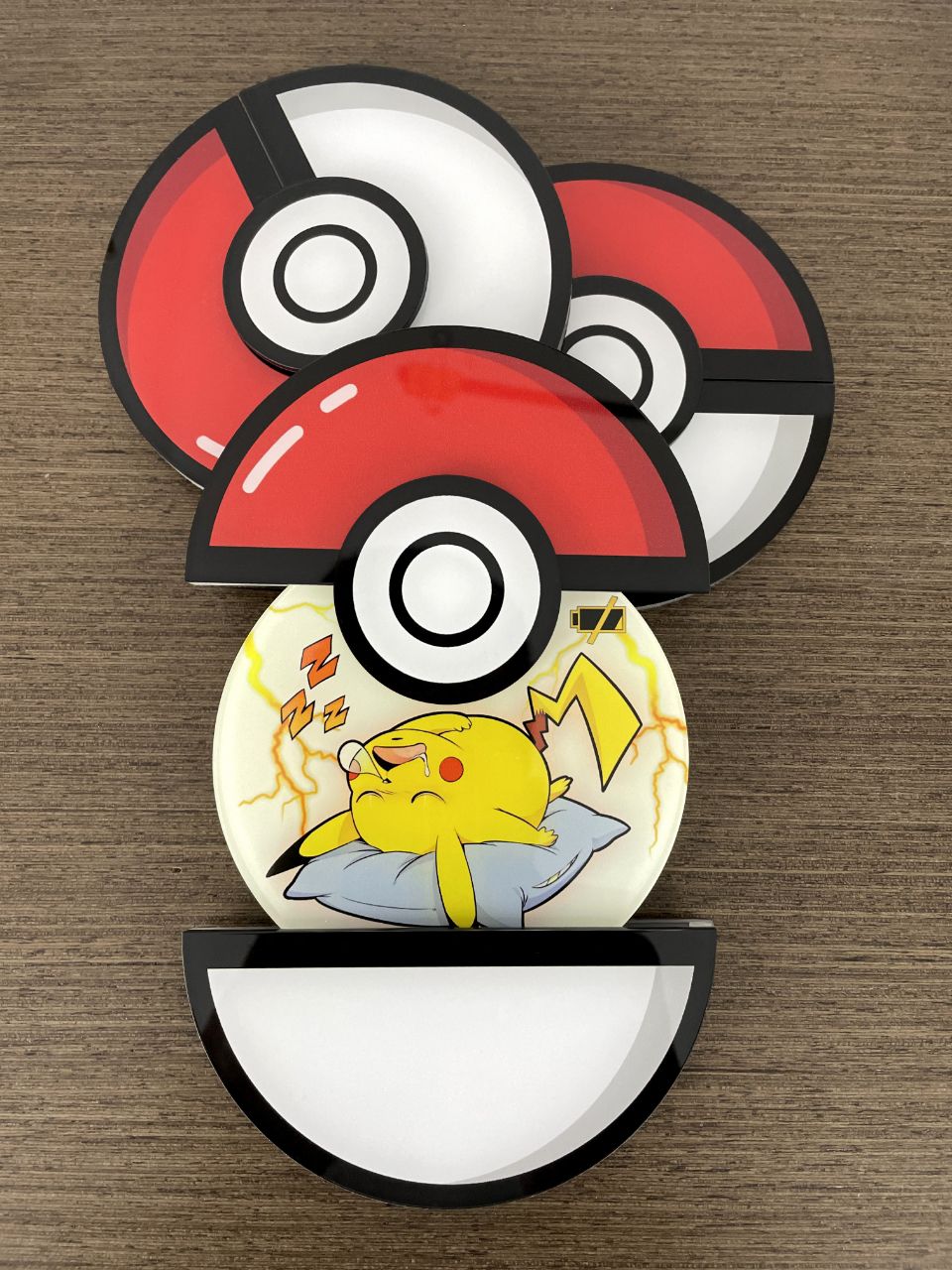 IN-STOCK MOMO Studio Pokemon Poke Ball Pikachu Bulbasaur Charmander Squirtle Magnet