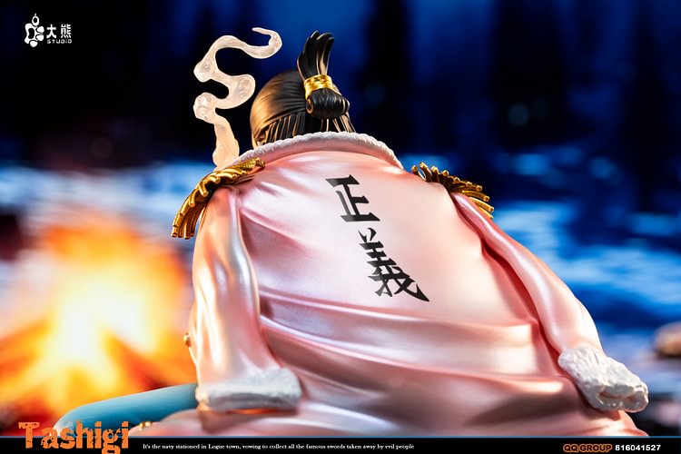 DX Studio - One Piece Smoker in Tashigi's body Statue(GK)