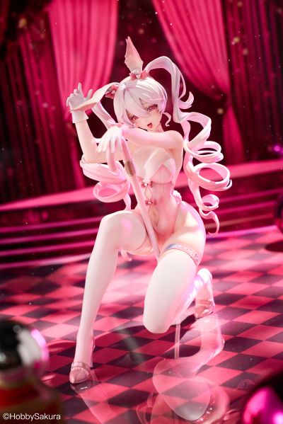 Hobby Sakura - Staff Bunny Girl (Licensed) 1/6 Statue(GK)