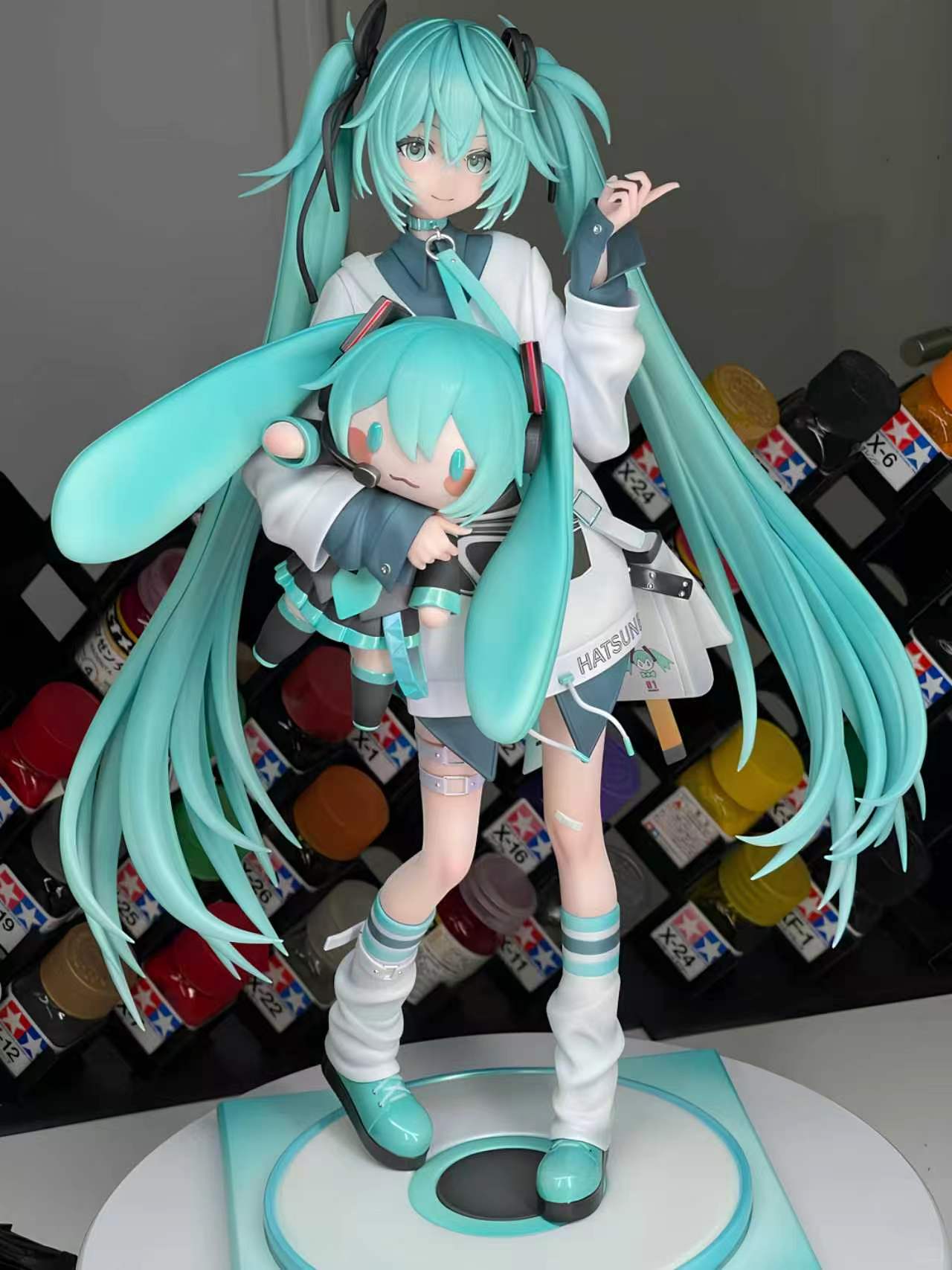 Fufu Studio Hatsune Miku Custom Painted Statue