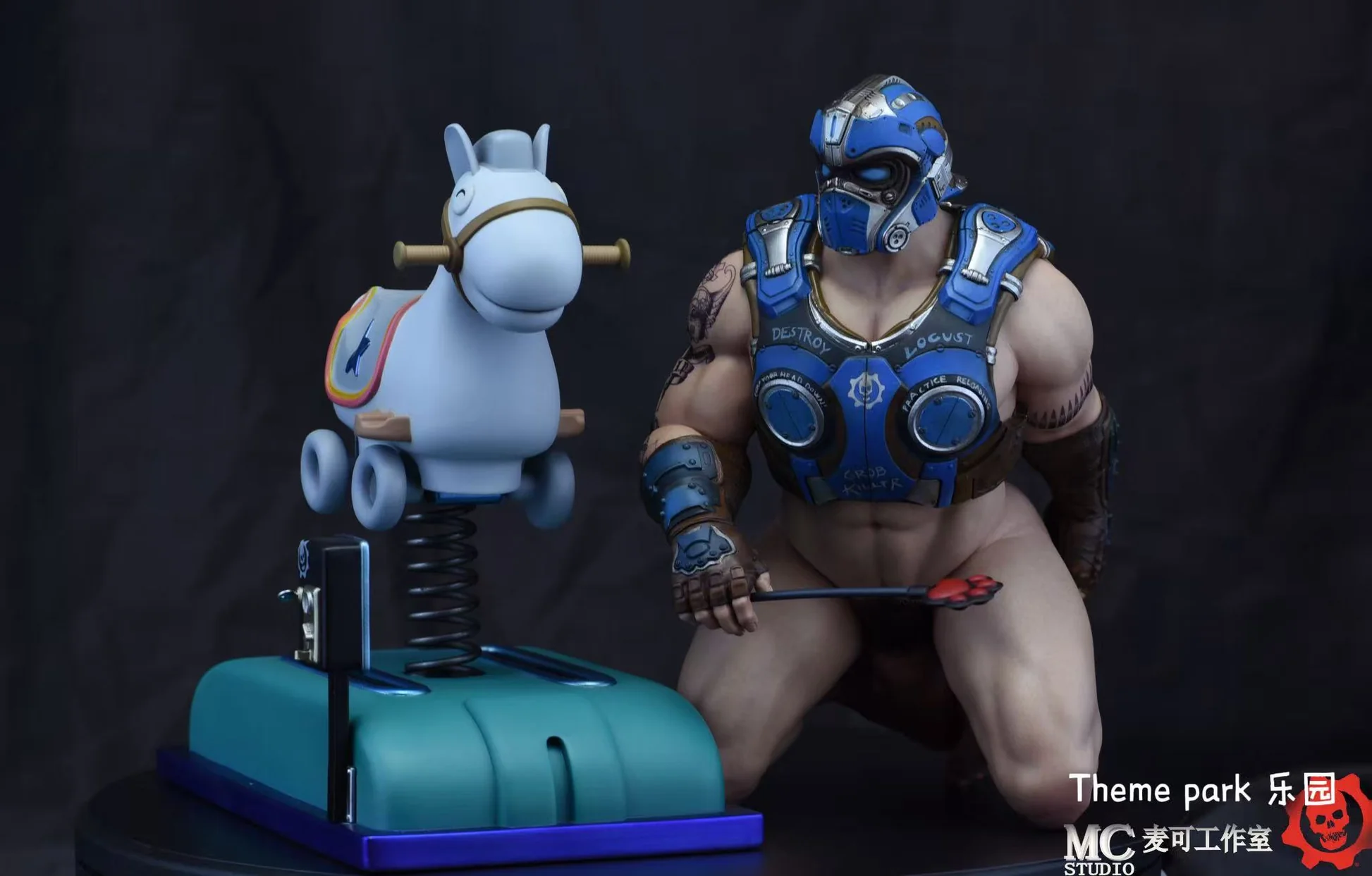 MC Studio - Clayton Carmine Theme Park Gears of War 3 Statue