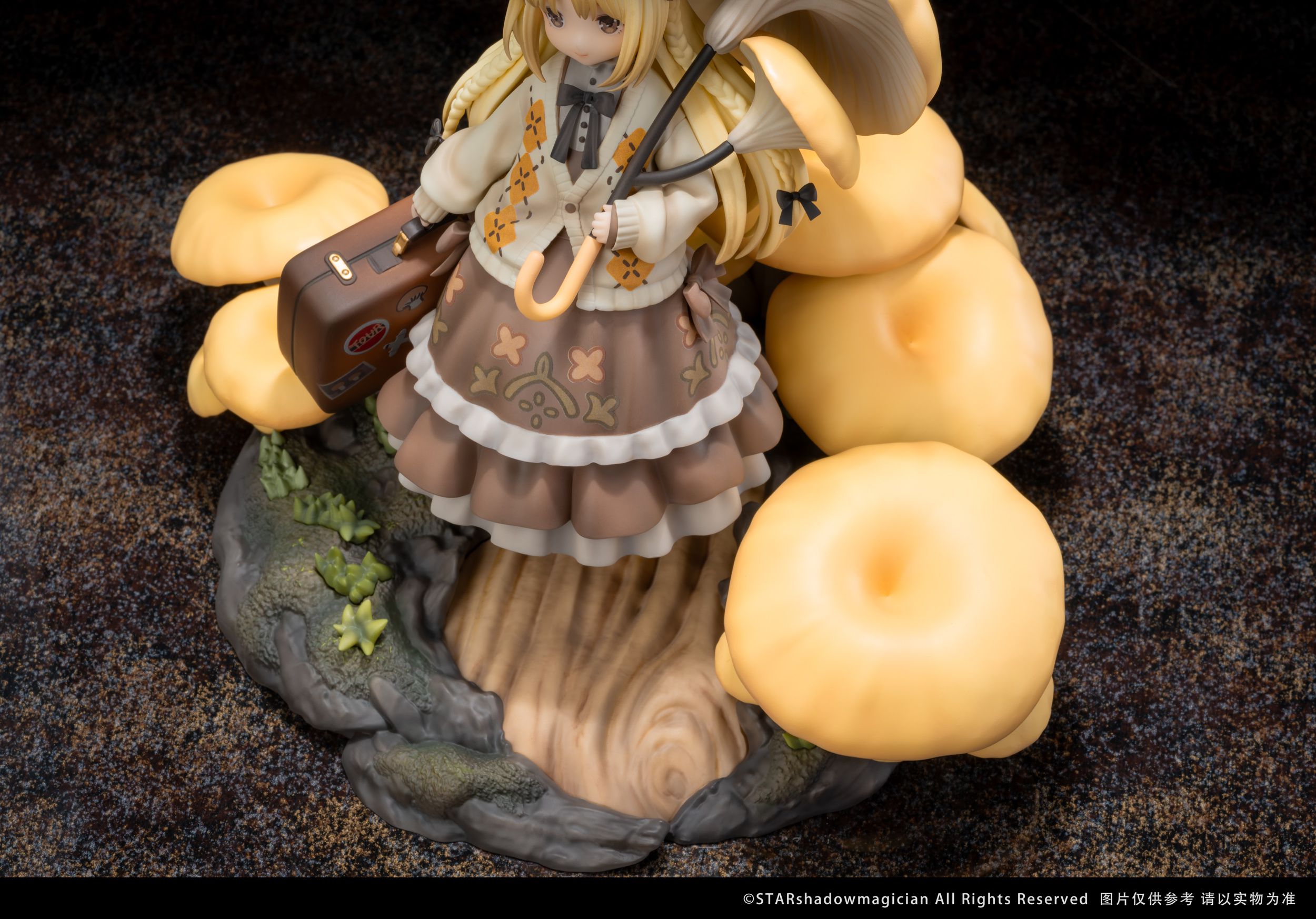 Pre-order Reverse Mushroom Girl Series · No.3 Golden Top Side Ear, Official Limited Edition Figure Statue Model-Statue Master