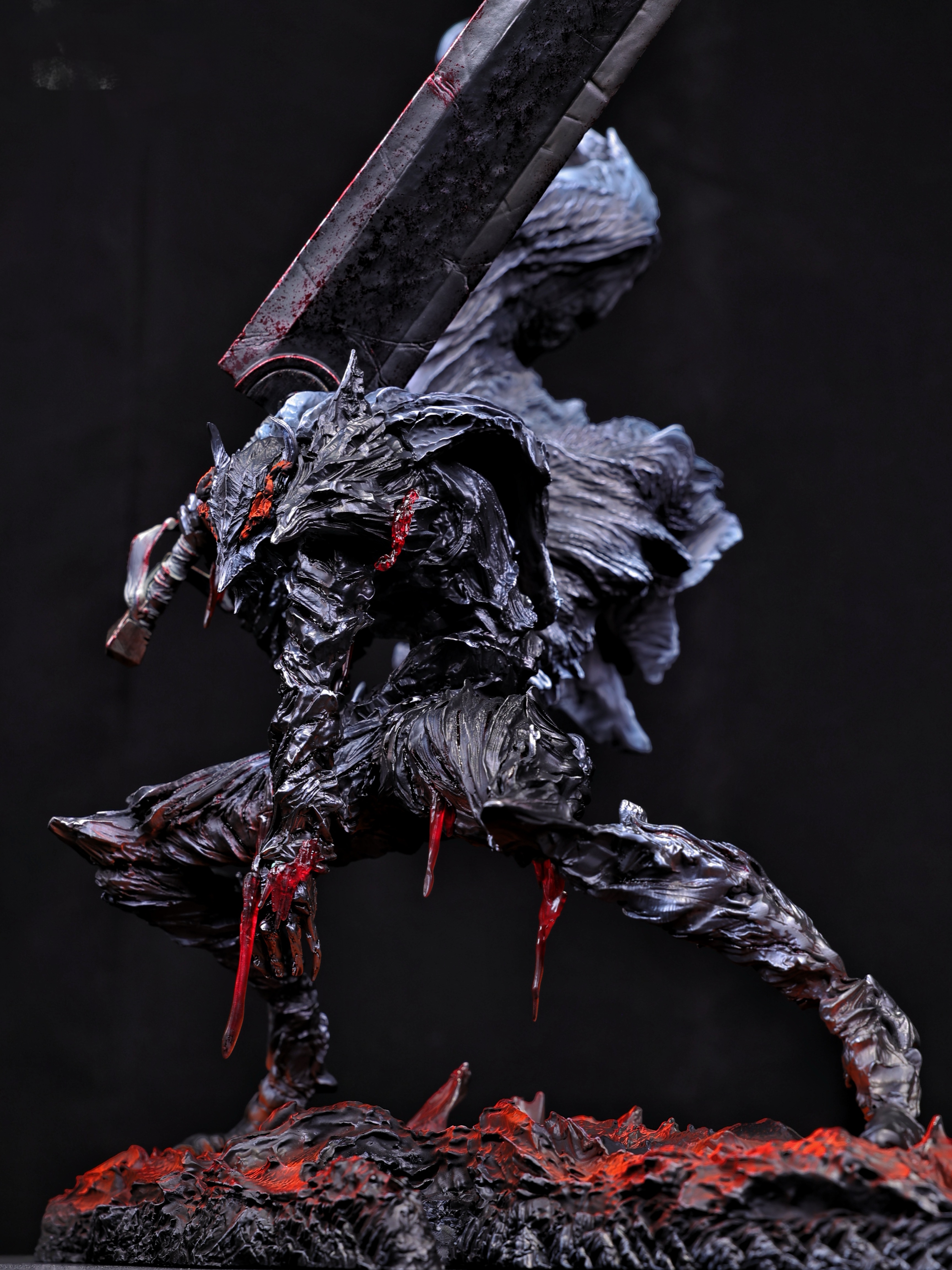 IRON CURTAIN Studio - Berserker Armor Guts 1/6 Statue(GK)