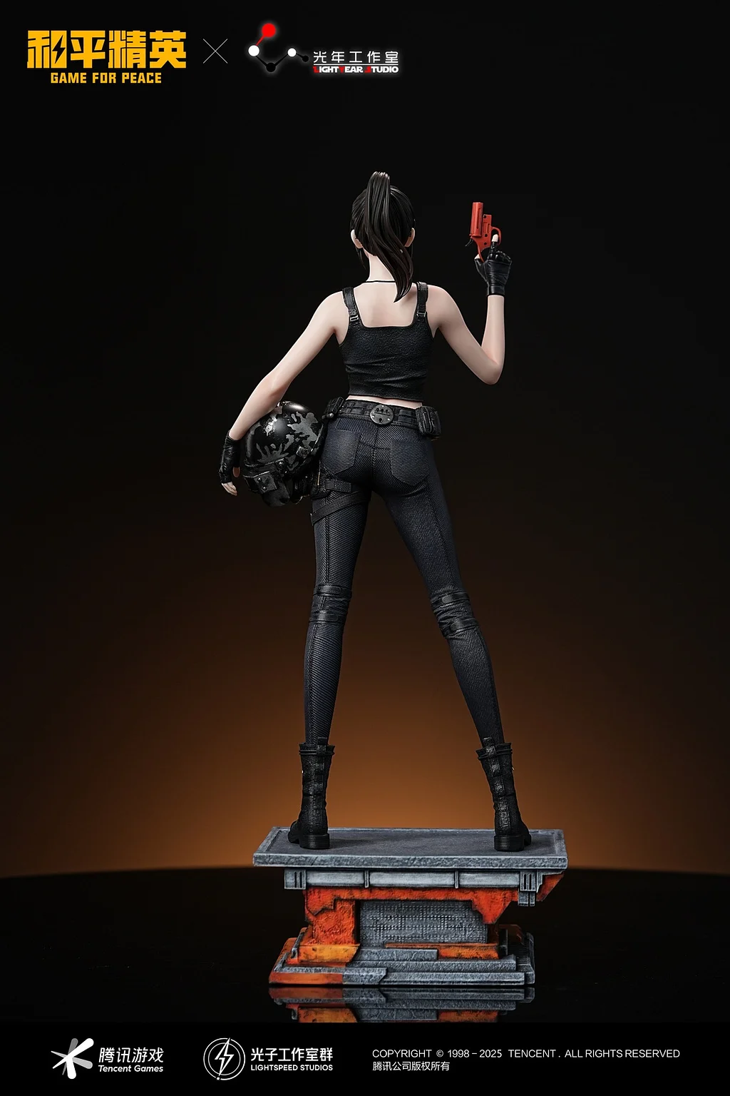 Light Year Studios-Jili & Helmet Man – PUBG Resin Statue