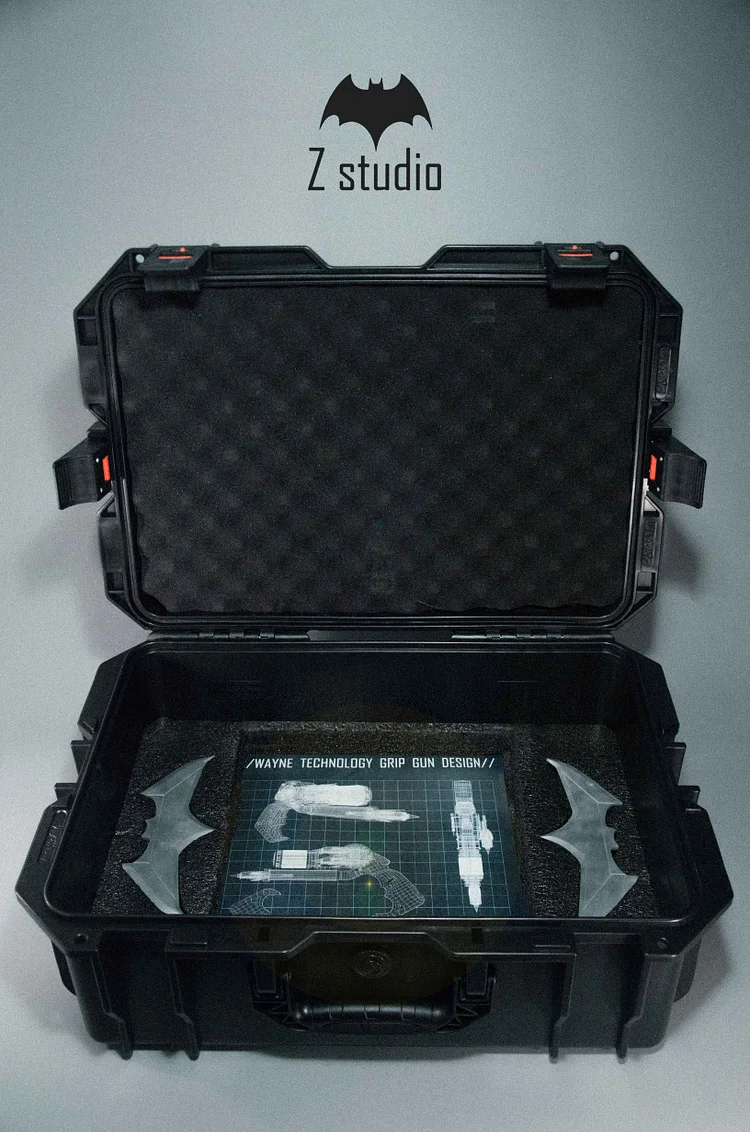 Z Studio C Other series - First Series (Ben Affleck Edition) Cinematic Grade Batman Weapon Replica Collection 1/1 Scale Statue(GK)