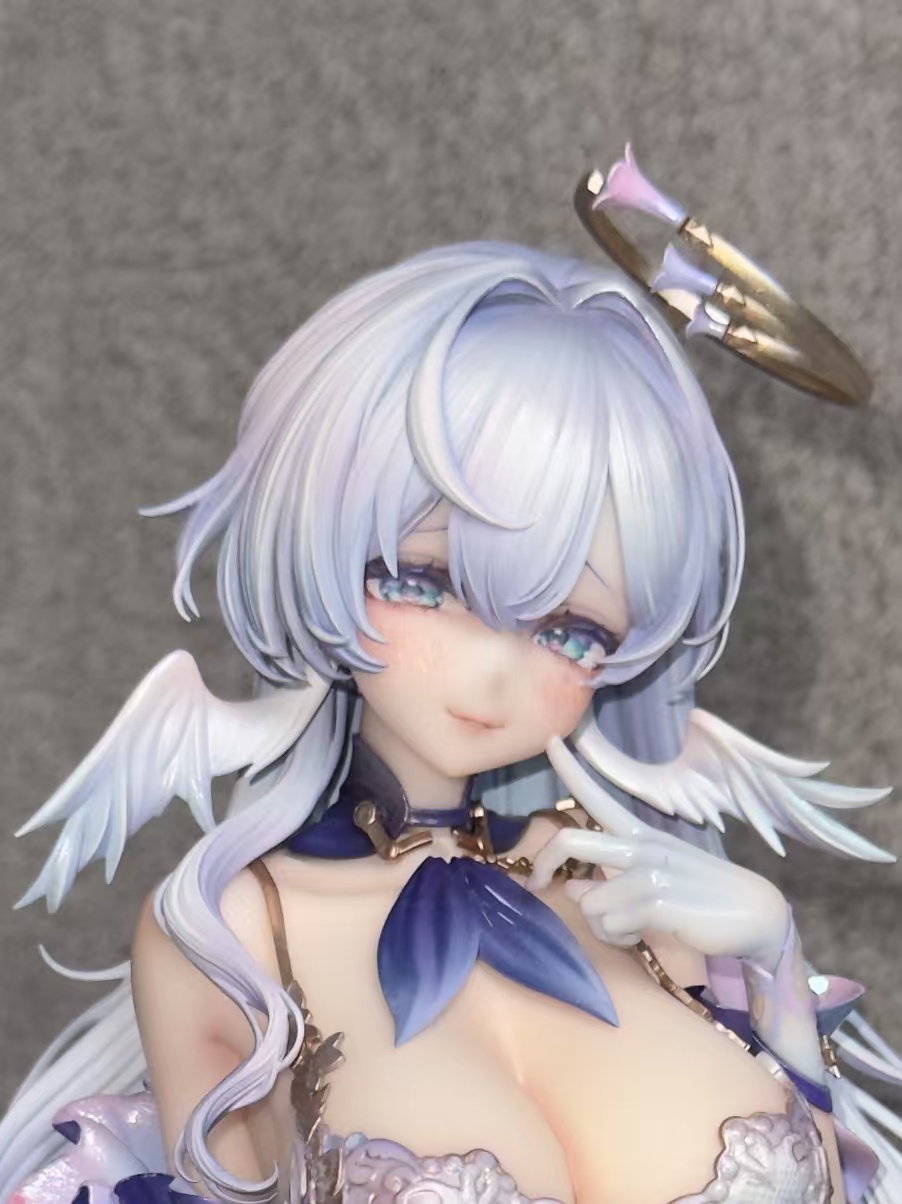 Genius Bee Studio Singing Bird statue