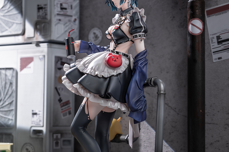 Anigame - Azur Lane Ulrich von Hutten Madchen Trummer Ver. 1/6 Complete Figure (Licensed) Statue(GK)