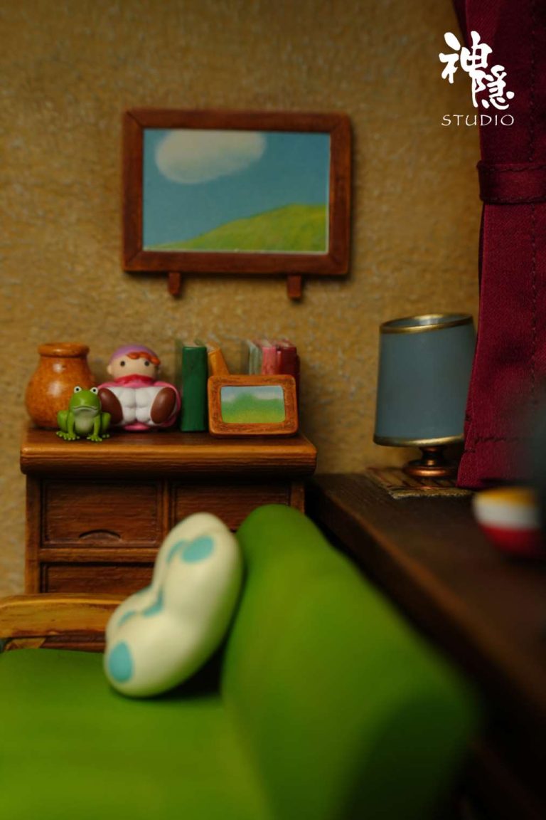 Shen Yin Studio - Ponyo on the Cliff Food Series Three Minutes of Happiness Statue(GK)