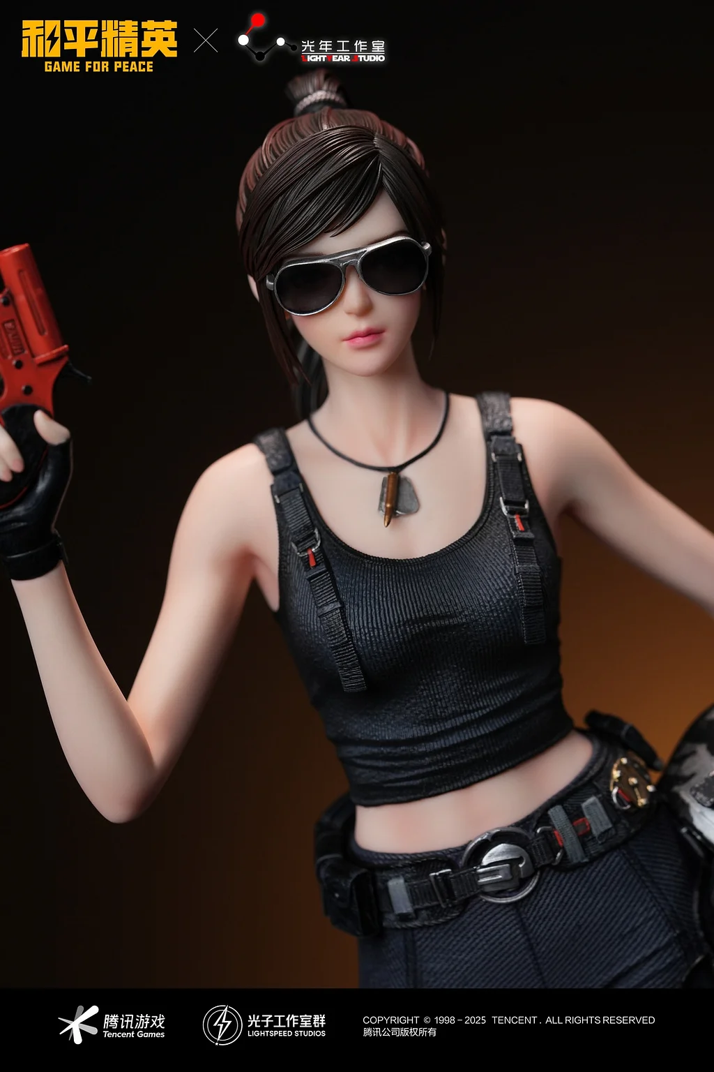 Light Year Studios-Jili & Helmet Man – PUBG Resin Statue