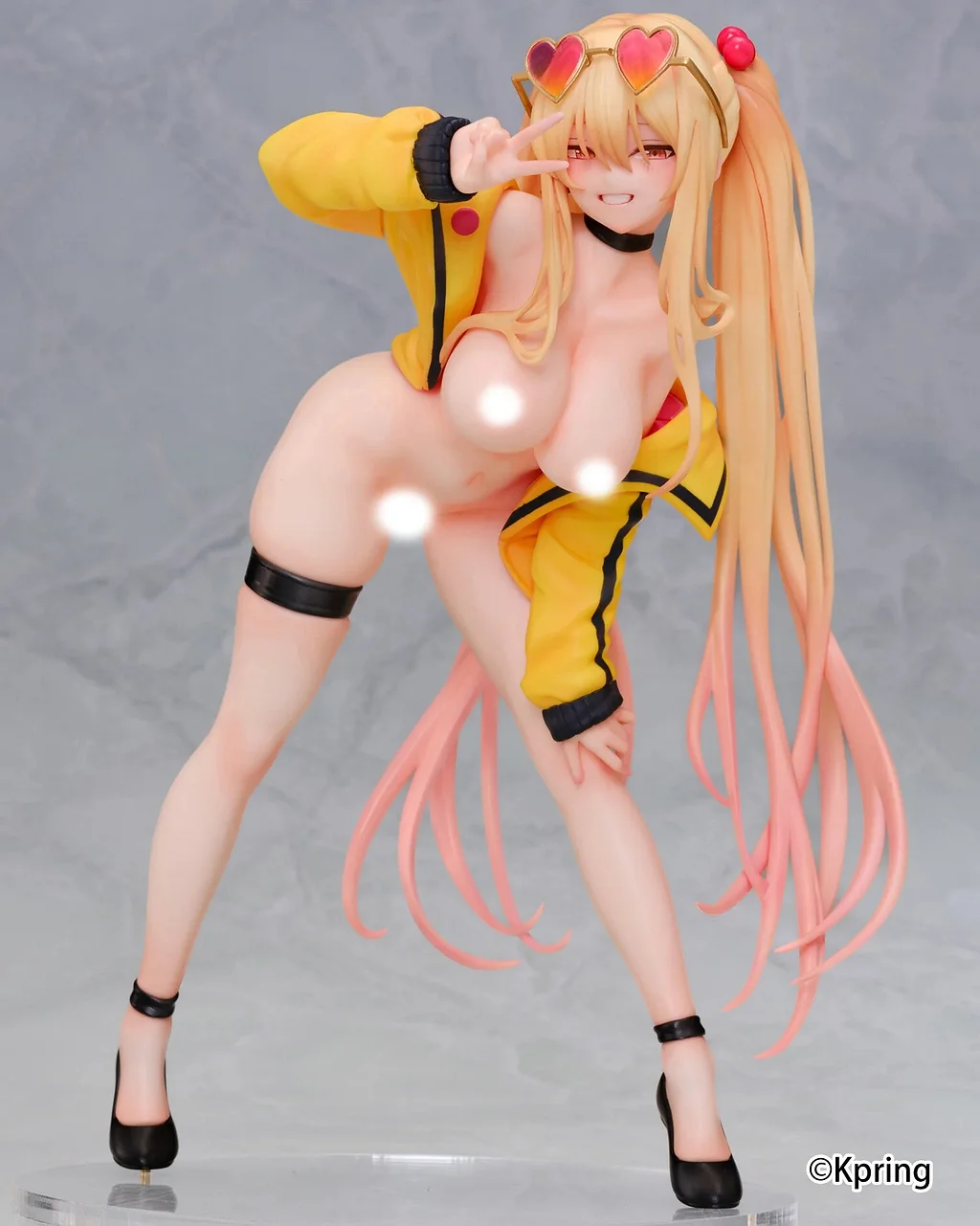 Gentlemen - Yuna & Little Lily Licensed Statue