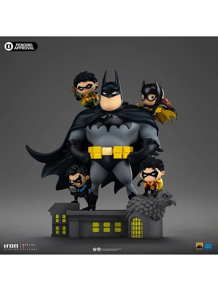 Iron Studio - DC Statue Batman Family DC Comics Icons Animated DCCDCG85623-10 DCCDCG85523-10 (Licensed) Painting scene Film-Statue Master