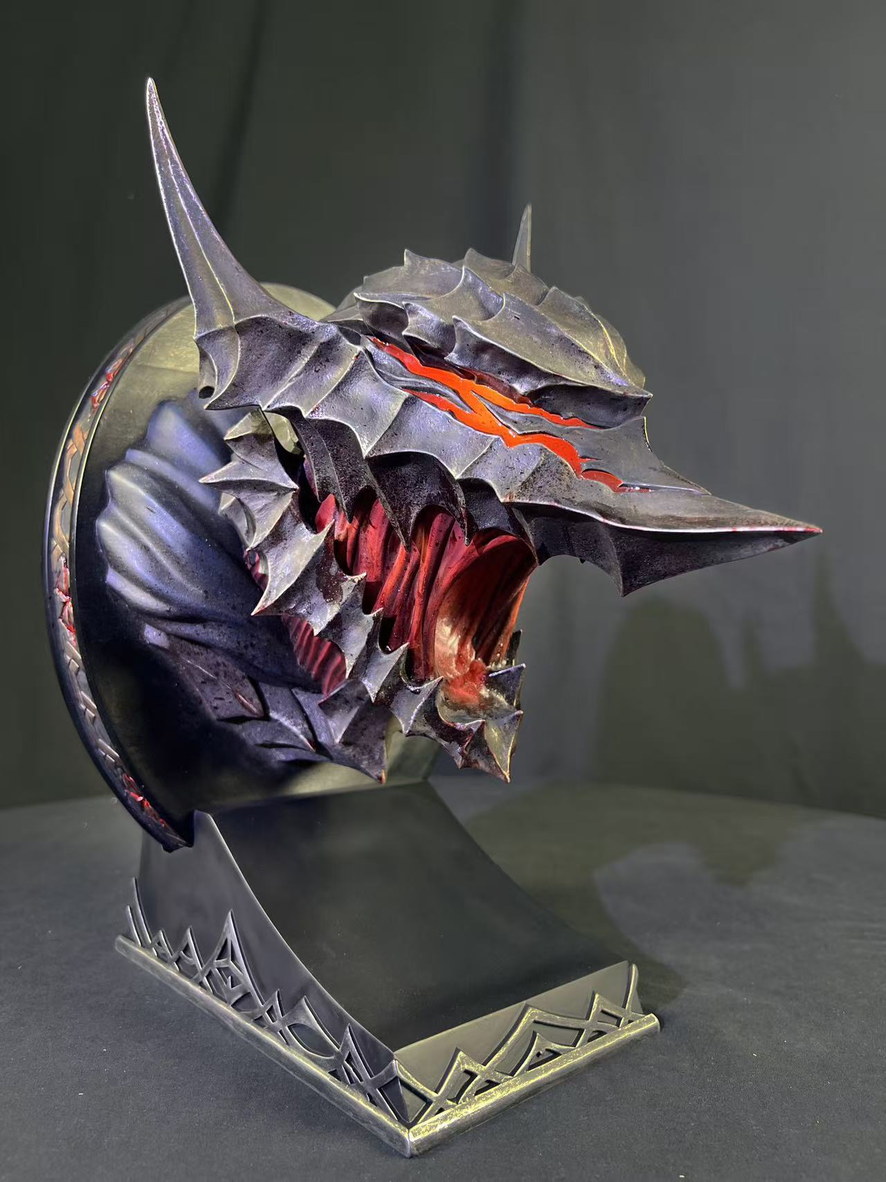 Pi Pi Studio Wall mounted Berserker Zodd Berserk