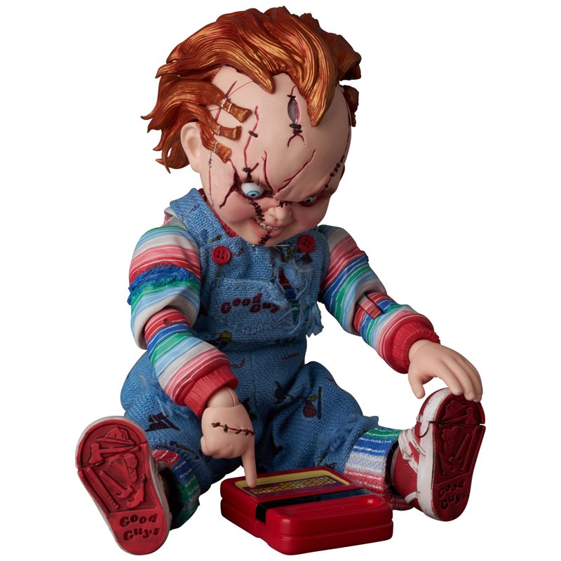 MEDICOM TOY - Child's Play Chucky Action Figure (Licensed)