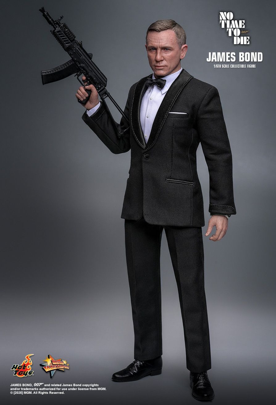 Hottoys - No Time To Die James Bond 1/6th scale Collectible Figure (Licensed)