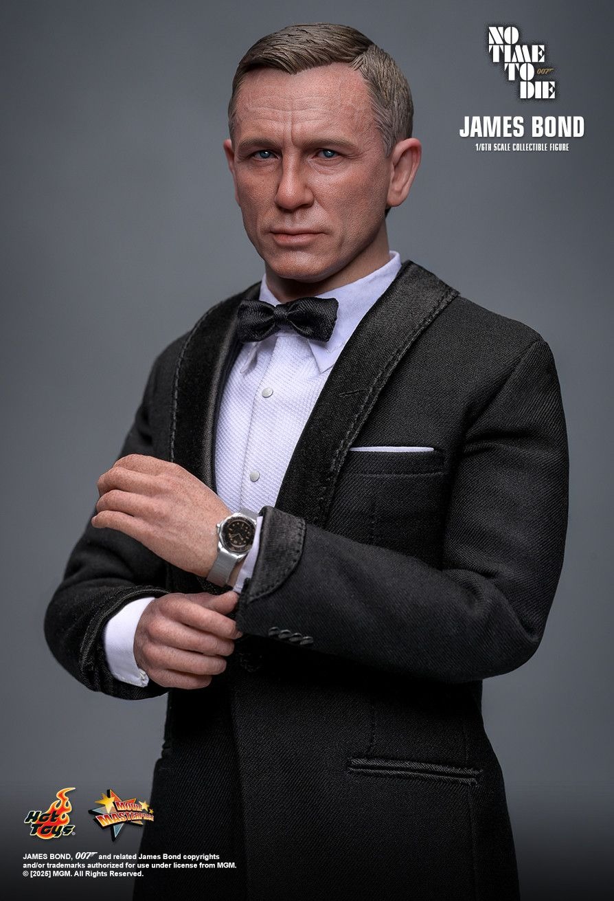 Hottoys - No Time To Die James Bond 1/6th scale Collectible Figure (Licensed)