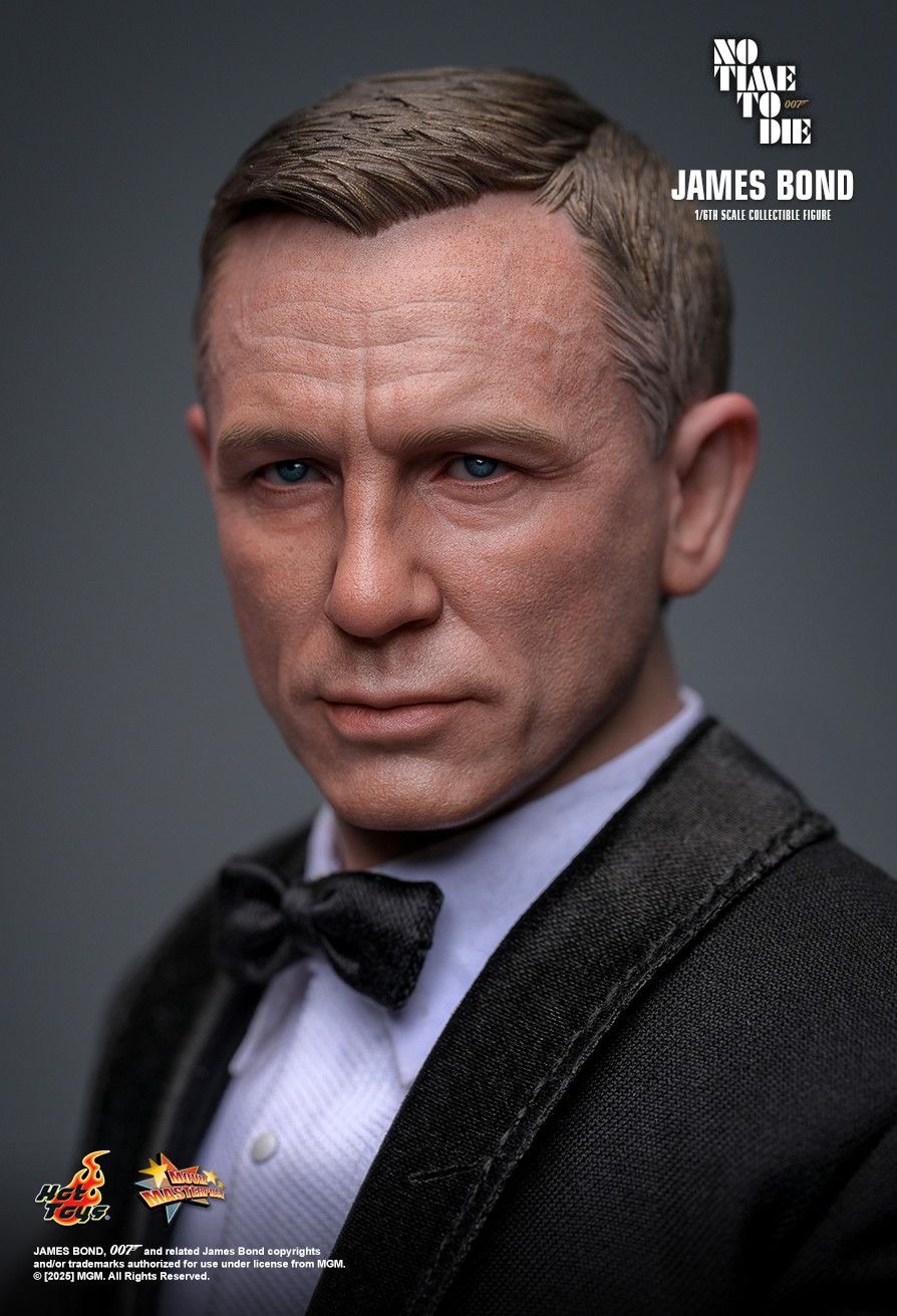 Hottoys - No Time To Die James Bond 1/6th scale Collectible Figure (Licensed)