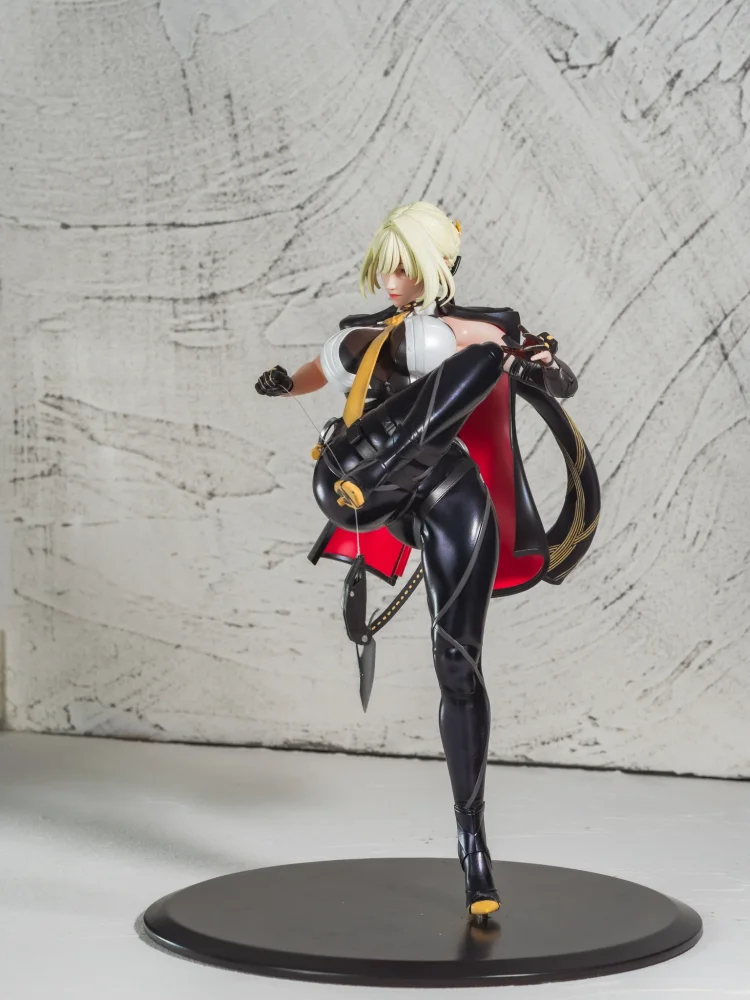 Xing Zhe Studio - Evelyn Chevalier 1/7 Statue(GK)