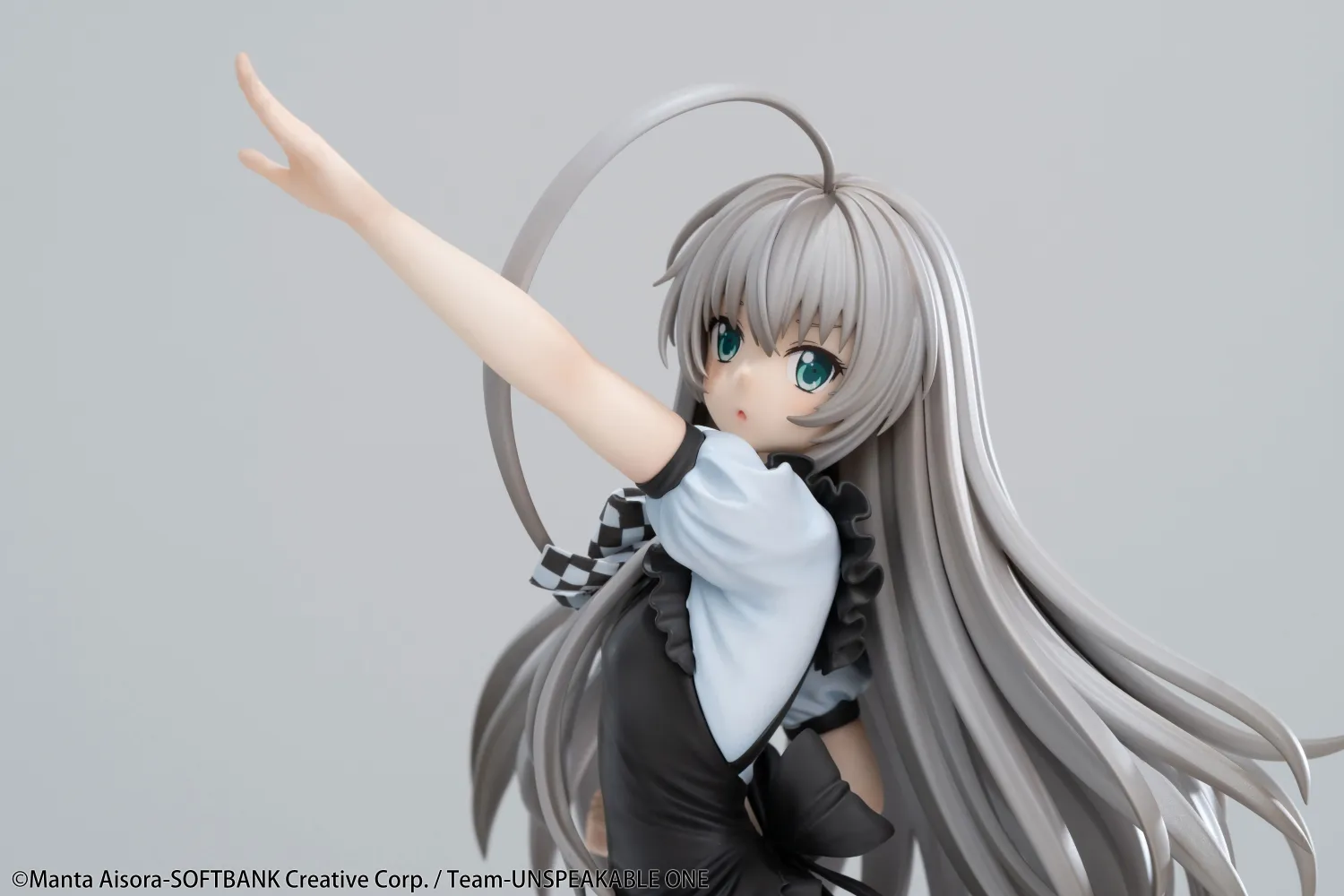 MAGI ARTS- 1/6 PVC Invading! Nyaruko Statue