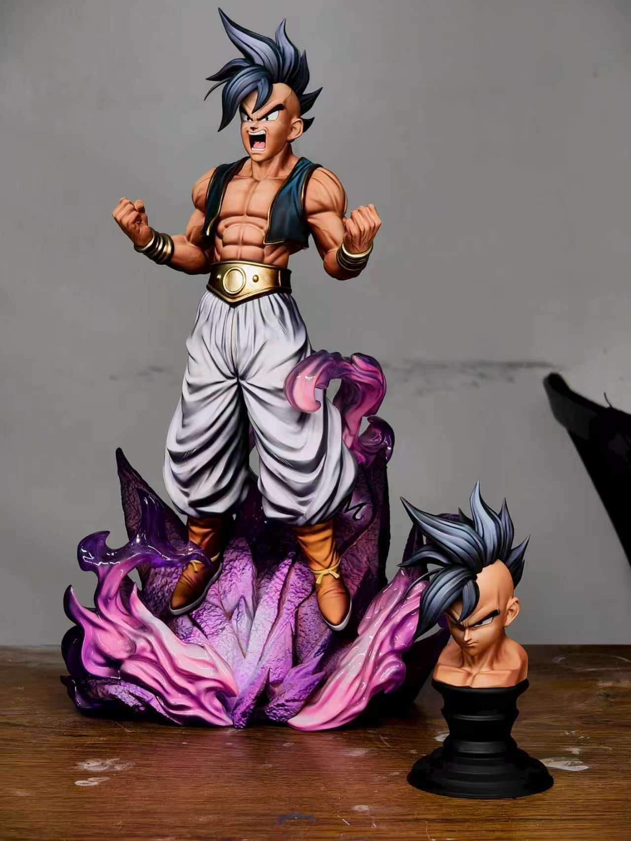 KL Studio Black Haired Mohawk Statue