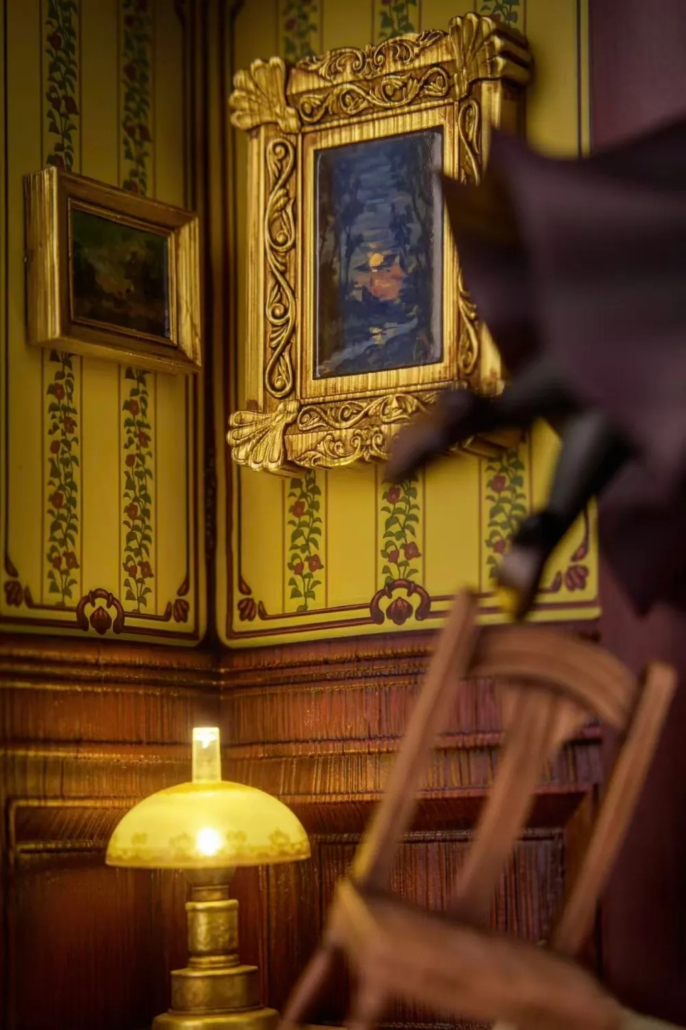 ZuoBan Studio - Art Museum Series #04 Howl's Moving Castle Statue